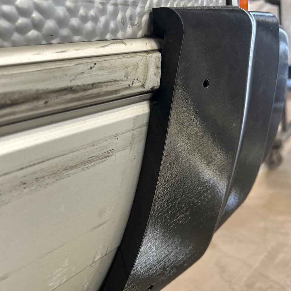 Angle pare-choc G Hymer 87-94