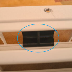 2 verrous grille ventilation